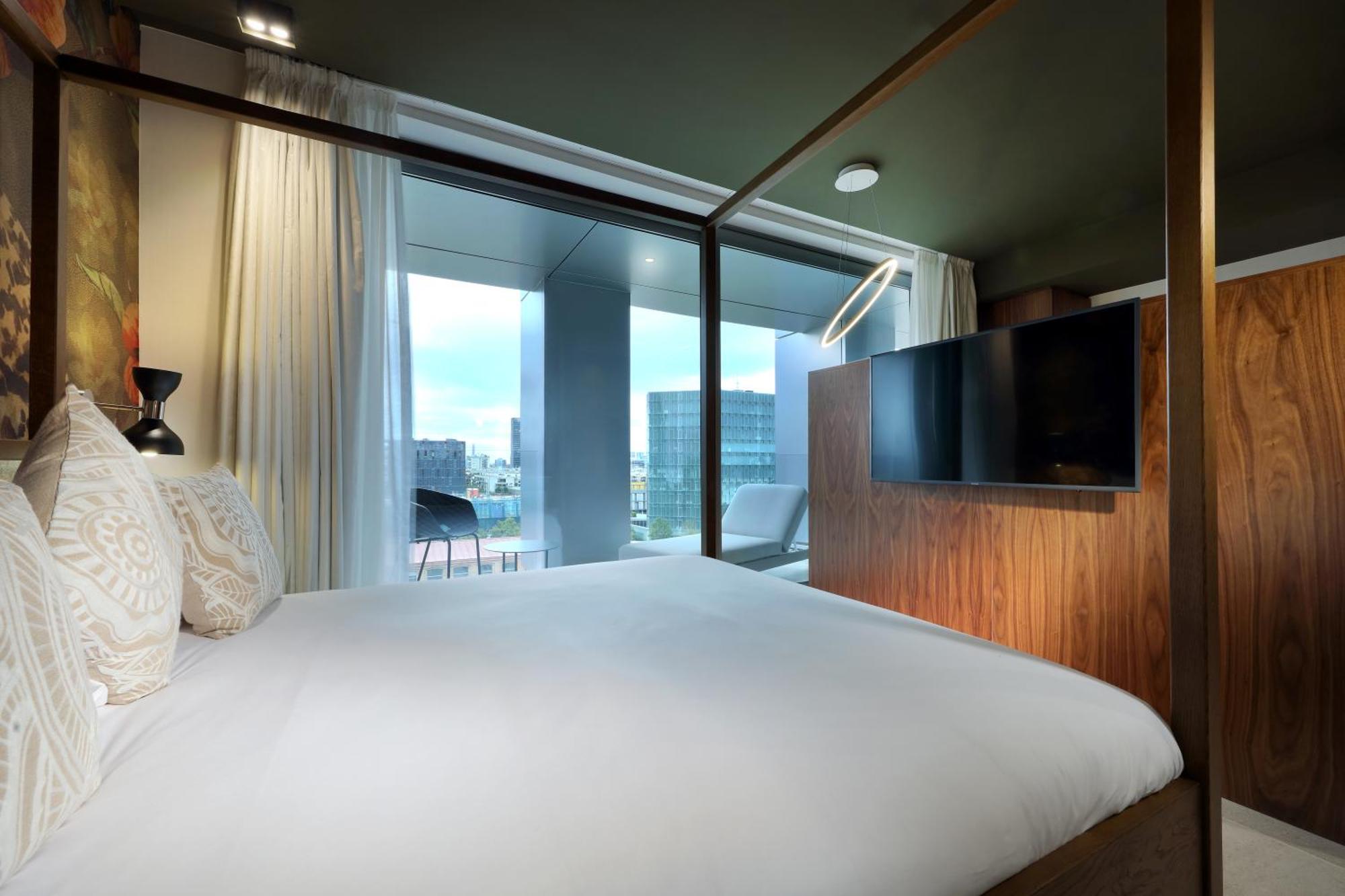 Sb Glow 4 Sup 4* Barcelona
